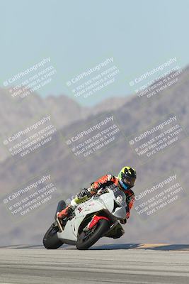 media/Oct-02-2025-Racers Edge (Thu) [[2c91cb6ab3]]/3-B Group/Session 4-Turn 9 (120pm)/